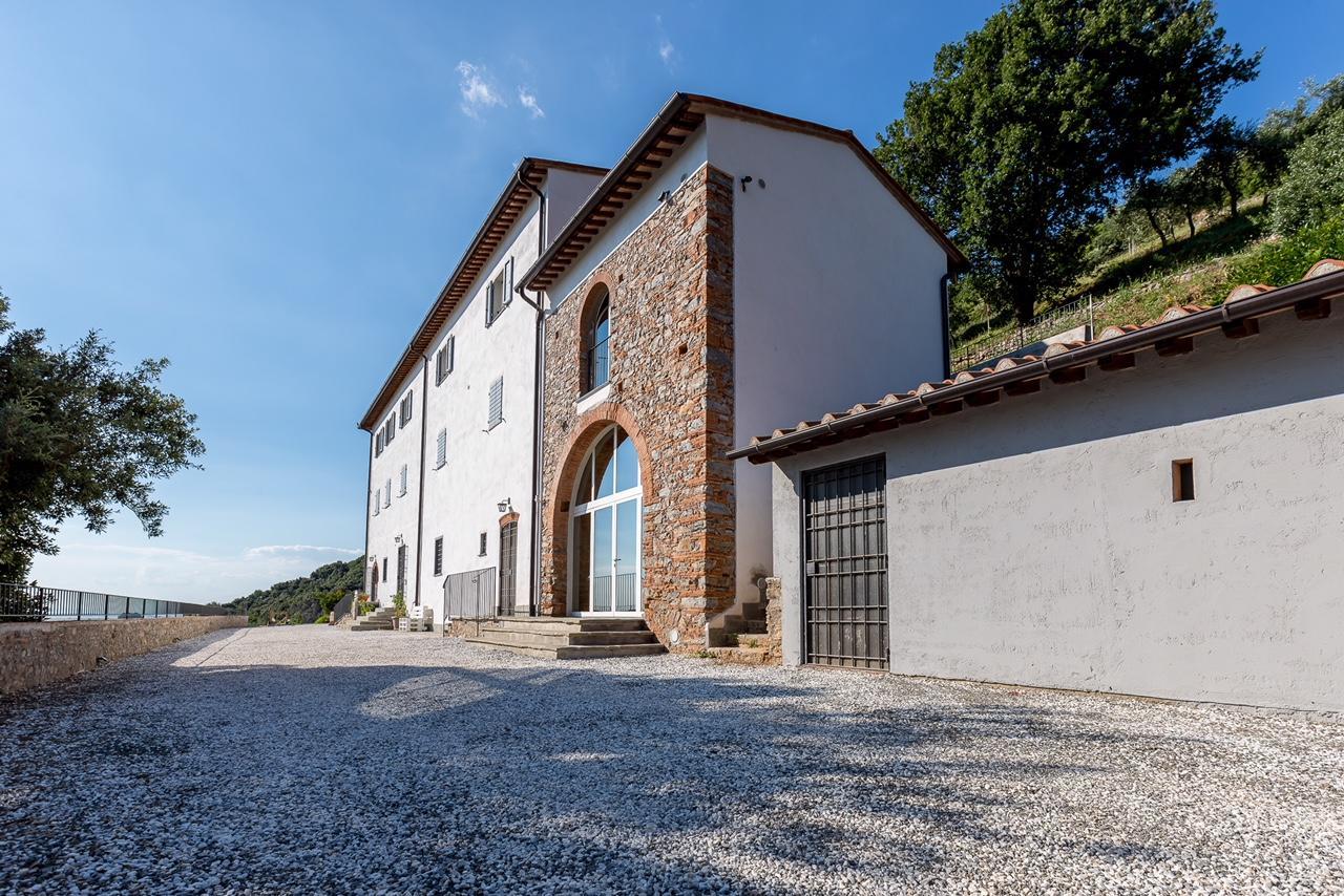 B&B Pietra A Padule Filettole Exterior photo