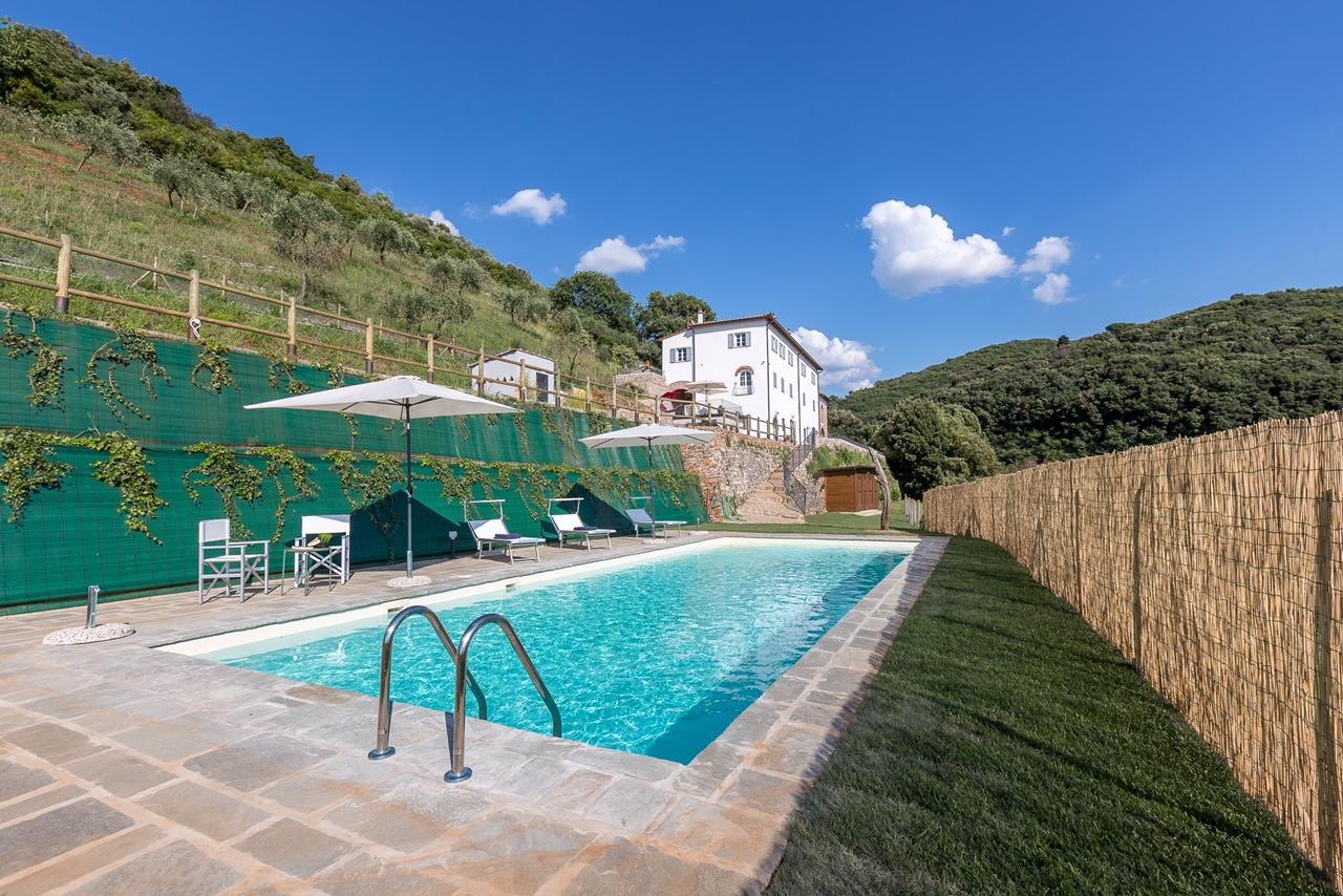 B&B Pietra A Padule Filettole Exterior photo