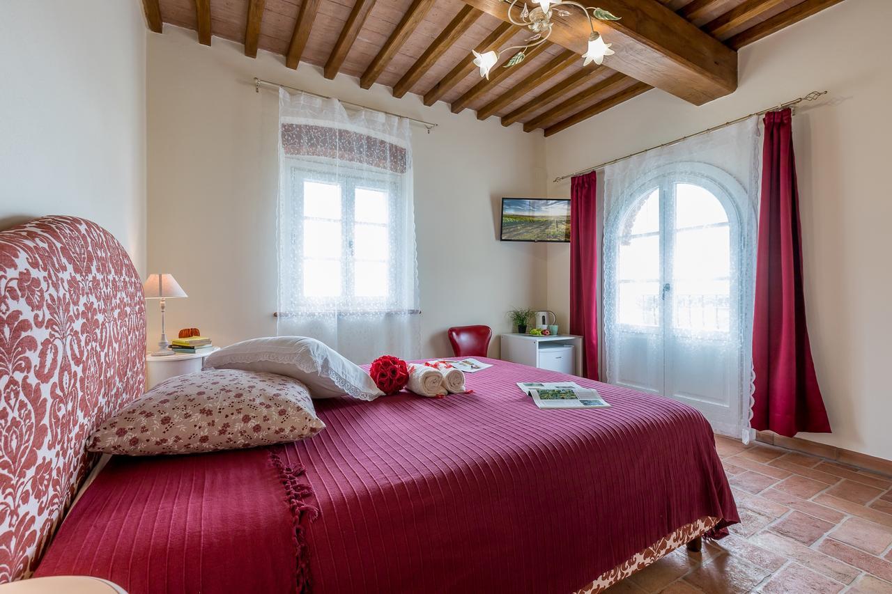 B&B Pietra A Padule Filettole Exterior photo