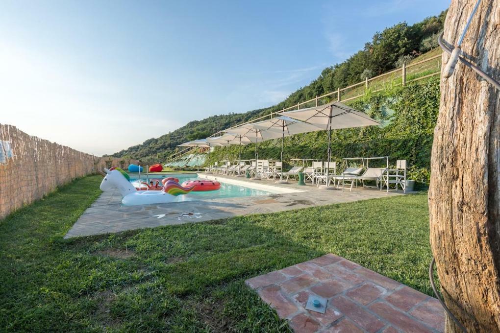 B&B Pietra A Padule Filettole Exterior photo